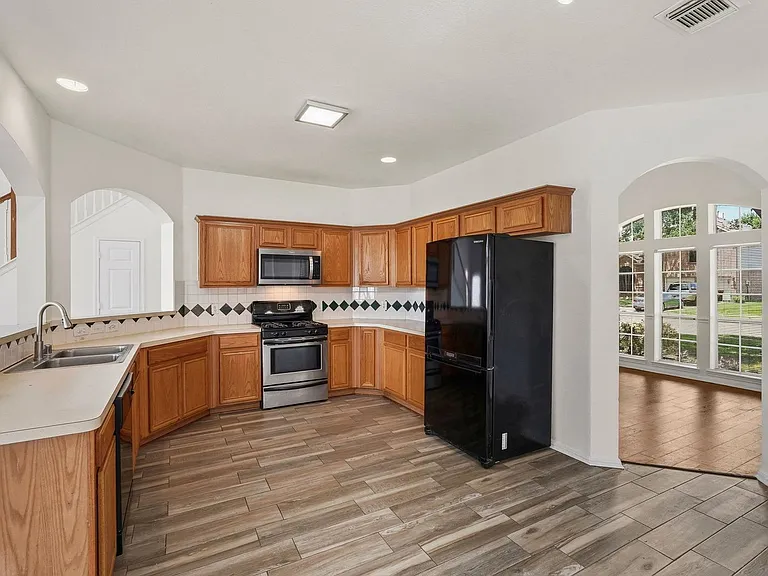 9322 Eaglewood Glen Trl — Photo 15