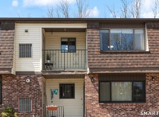 Thompson Gardens West, East Haven, CT 06513