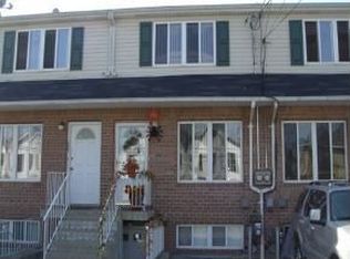 216 Netherland Ave, Staten Island, NY 10303