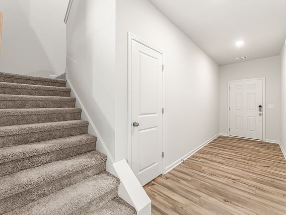 5th image of 8625 Paradise Dr