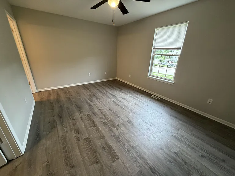 5305 Currituck Ln — Photo 15