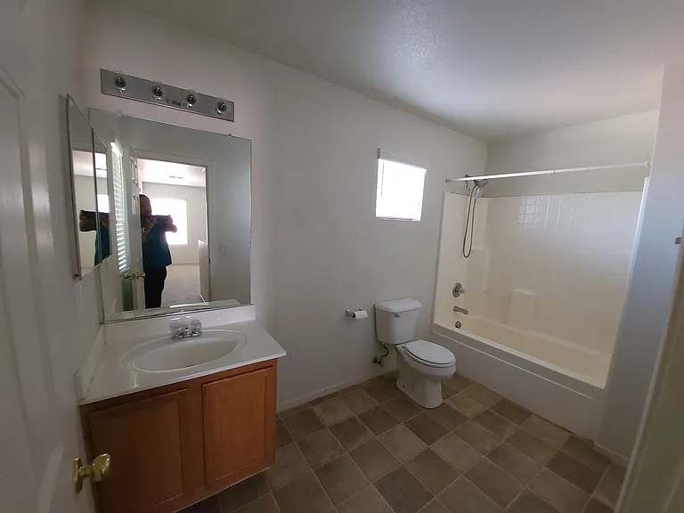 19705 E Emperor Blvd — Photo 11