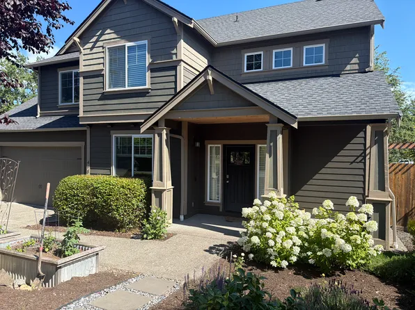 418 S 37th St, Renton, WA 98055
