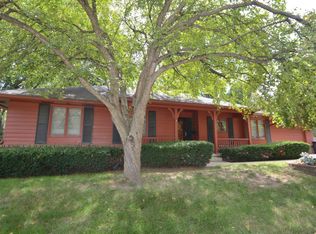 3300 Meadow Ln, West Des Moines, IA 50265