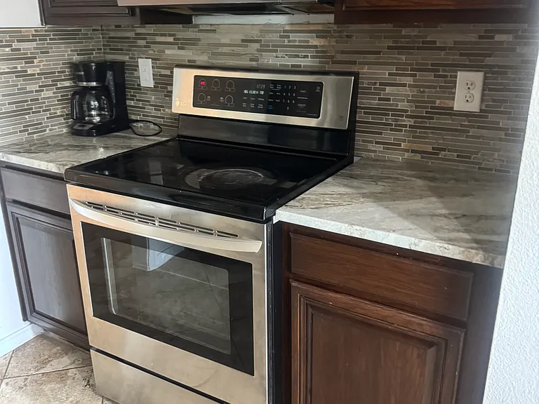 726 Stacie Ln — Photo 12