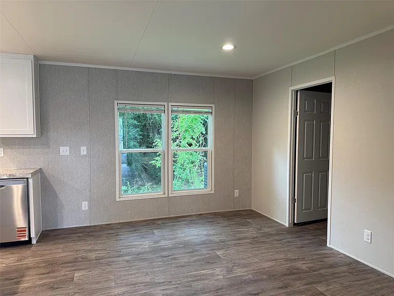 5622 Killough St #B — Photo 13