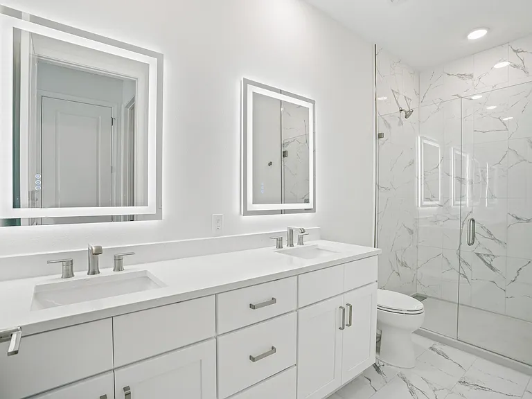 Master EnSuite