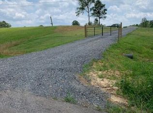 12239 Old Byhalia Rd, Byhalia, MS 38611