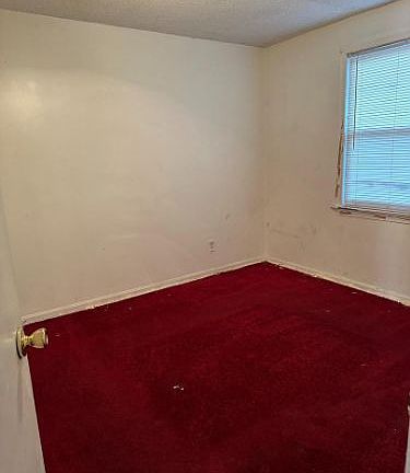 4th image of 5006-5008 Just St NE