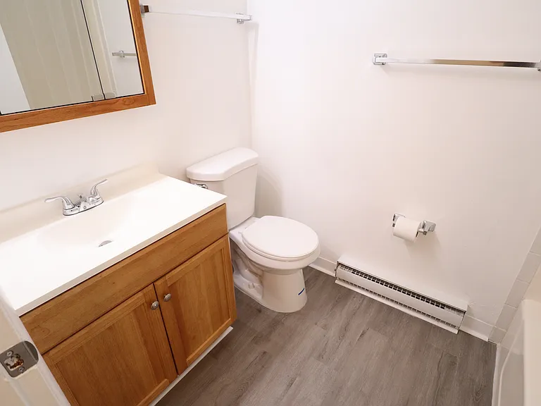 275 Owens Rd #8 — Photo 11