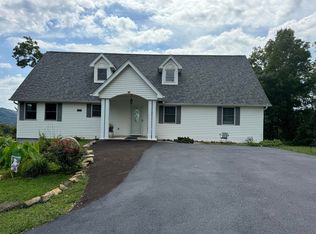 83 Mount Morgan Rd, Williamsburg, KY 40769