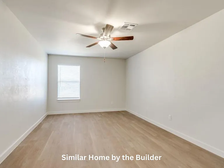 1704 Highland Loop — Photo 25