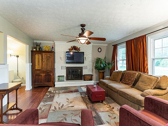 5th image of 114 Redwood Dr