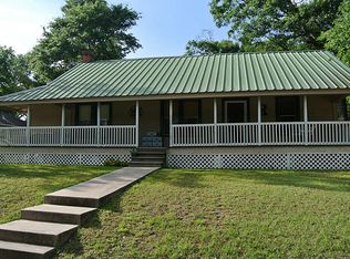 421 Bill Garsee Rd, Moscow, TX 75960