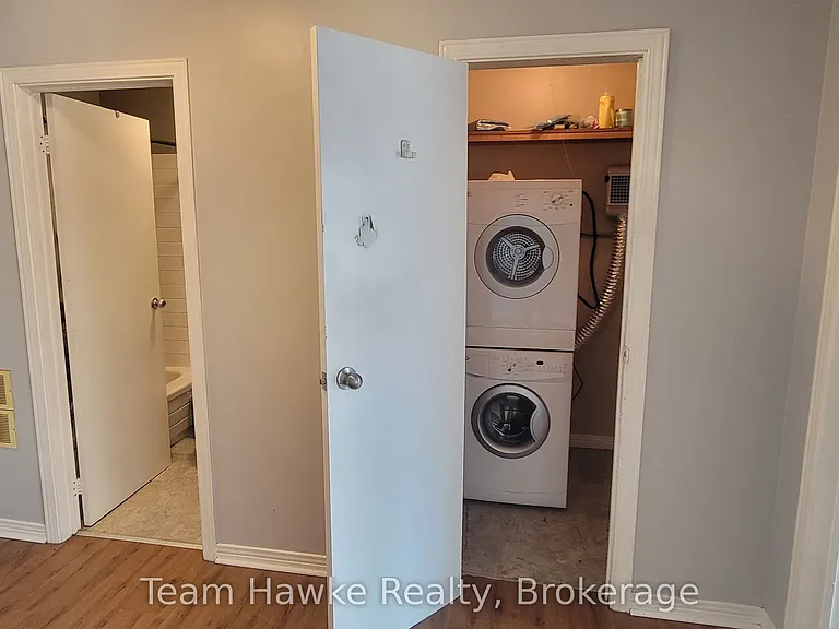 349 King St #2 — Photo 5