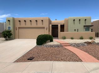 4153 Council Oak Rd, Las Cruces, NM 88011