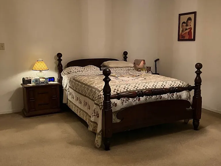 4852 Rosewell Dr — Photo 22