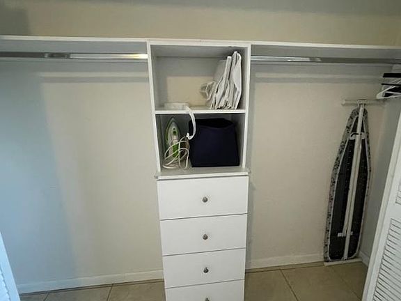 2nd image of 456 SW 4th Ave APT 6