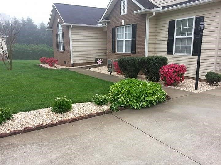 2nd image of 2749 Sterling Ct