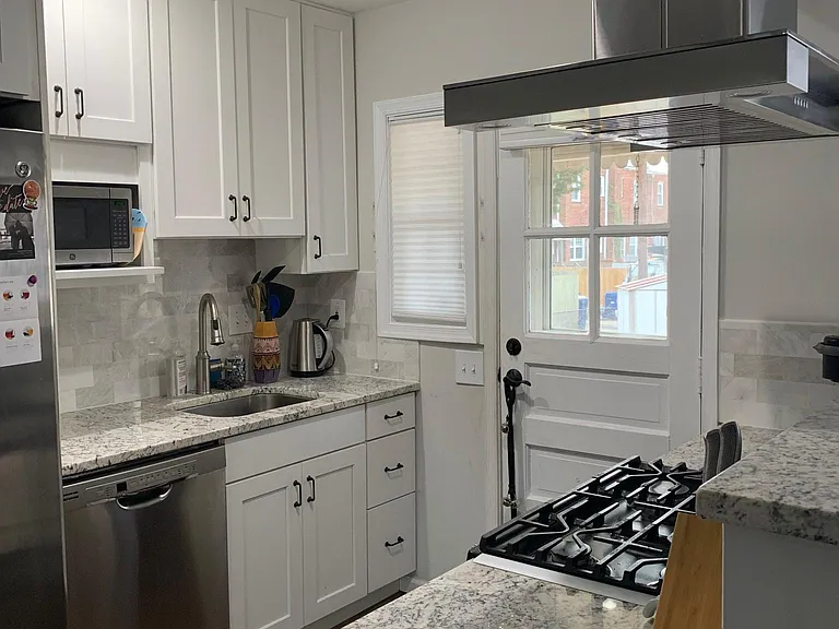521 S Fayette St — Photo 1