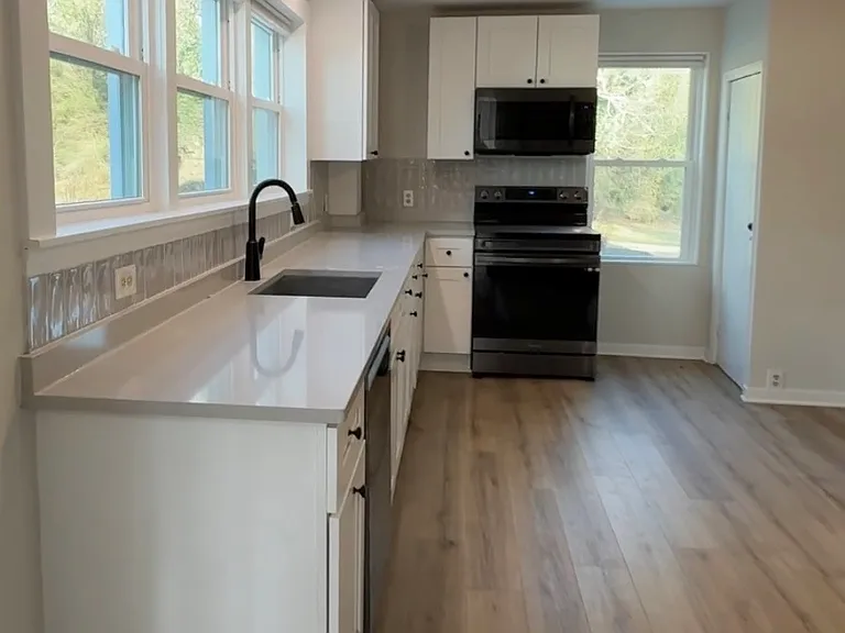 631 Penns Park Rd — Photo 2