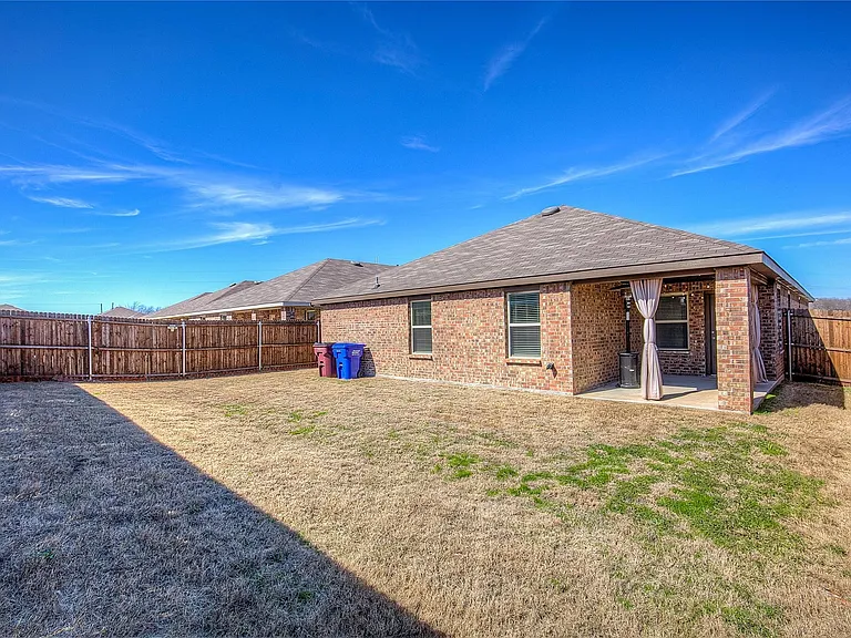 2912 Wooten Trl — Photo 25