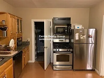 2 bed, 1.0 bath, $2,600 — Photo 2
