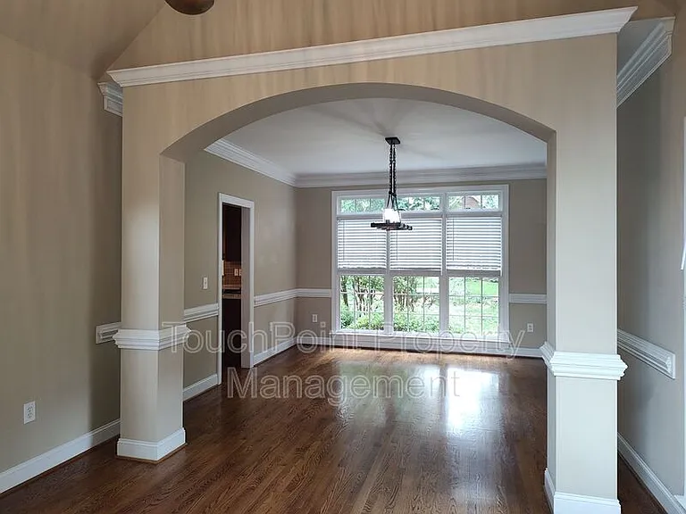 204 Limerick Dr — Photo 7