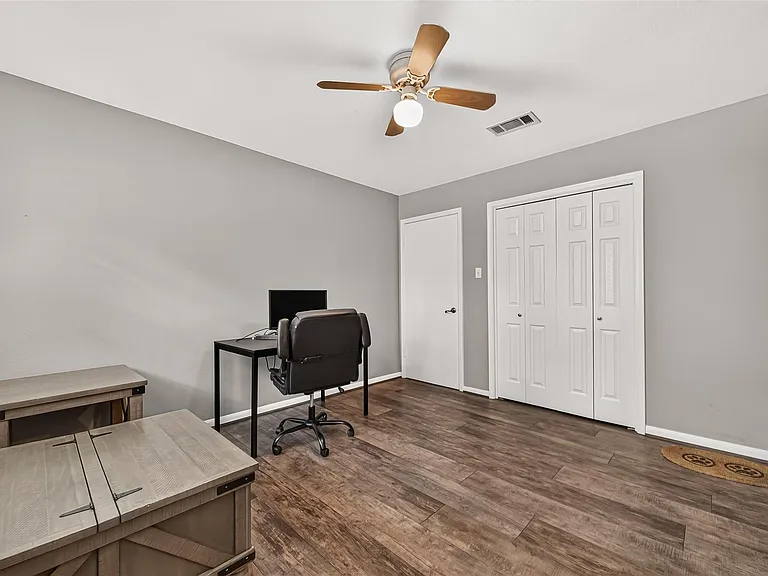 23011 Fox Hunt Dr — Photo 28