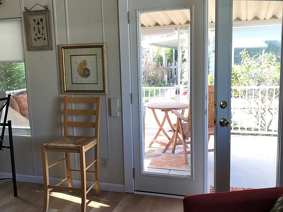  French doors to patio