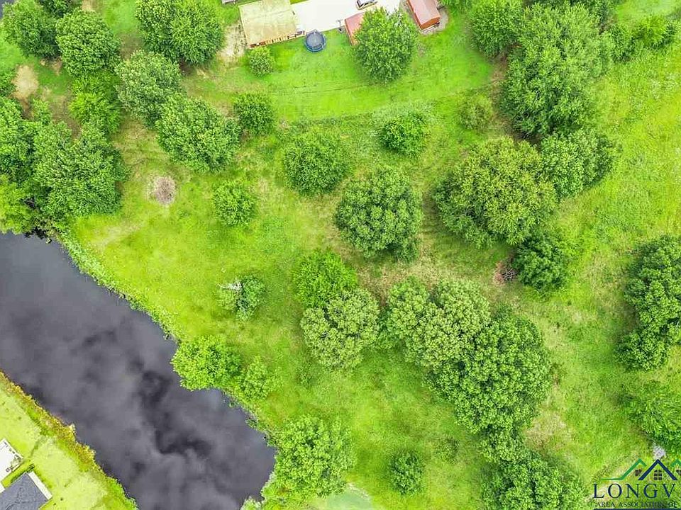 2nd image of 1239 Prairie