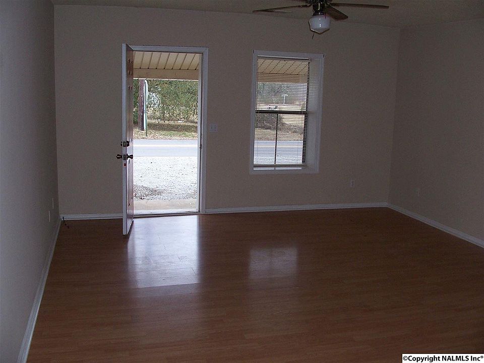2nd image of 602 Greenville Pike APT C
