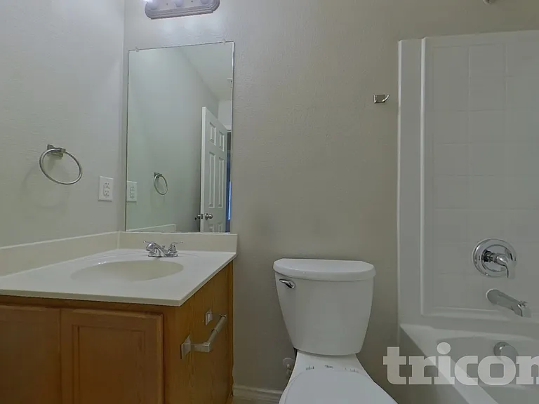 16824 Pinery Way — Photo 16