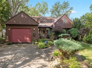 2016 Miramar Blvd, South Euclid, OH 44121