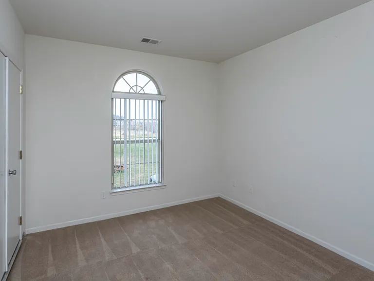 Towne Center Flats — Photo 15