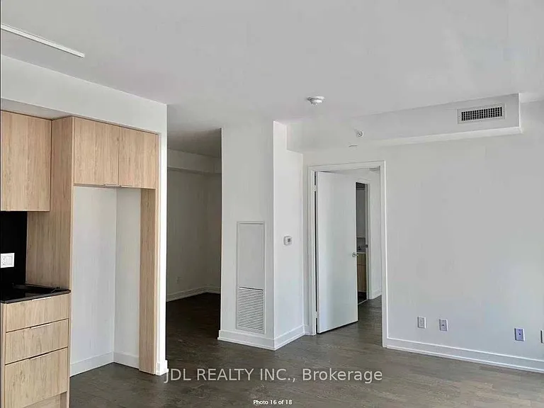 25 Richmond St E #1505 — Photo 4