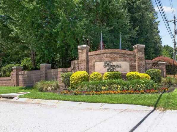 219 Plantation Pointe Dr, Elgin, SC 29045