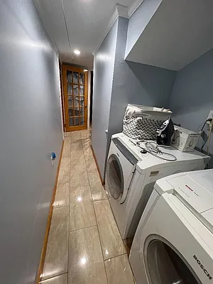 Rented by Halvatzis Realty | media 60