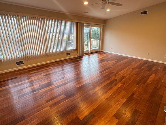 4th image of 1125 7th St #1