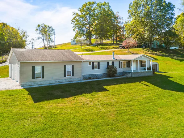 114 Myrtle Vinsant Ln, Jacksboro, TN 37757