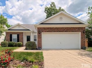 8704 Neuse Village Ct, Raleigh, NC 27616