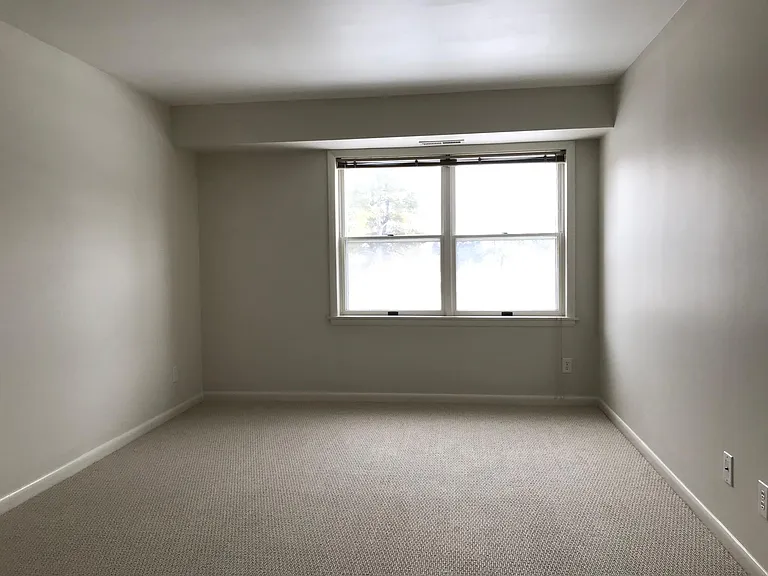 200 Chapel Ct #102 — Photo 14