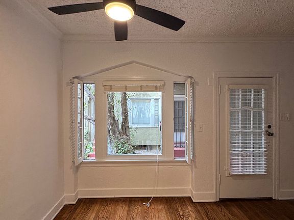 3rd image of 1851 Canyon Dr
