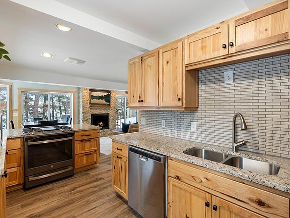 3rd image of 12523 Lower Sylvan Rd SW