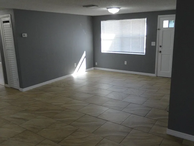 Cherrywood Dr — Photo 8