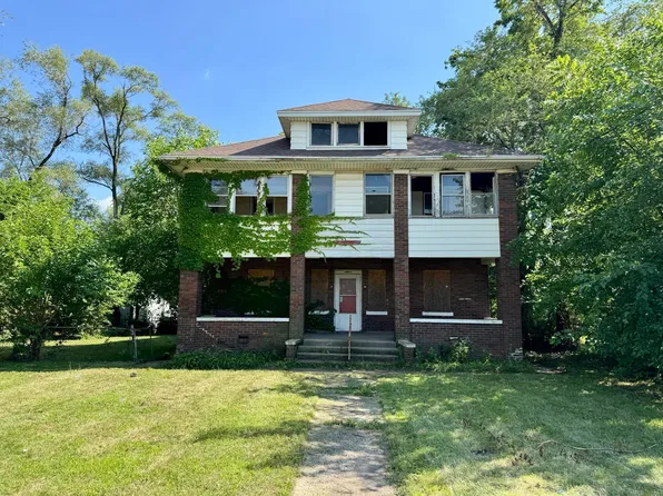 949 Harrison Ave, Rockford, IL 61104