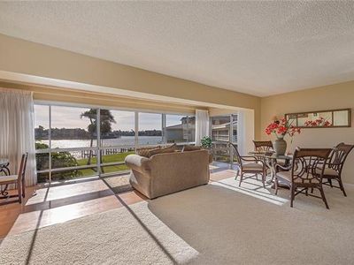 3300 Gulf Shore Blvd N, Naples, FL, 34103