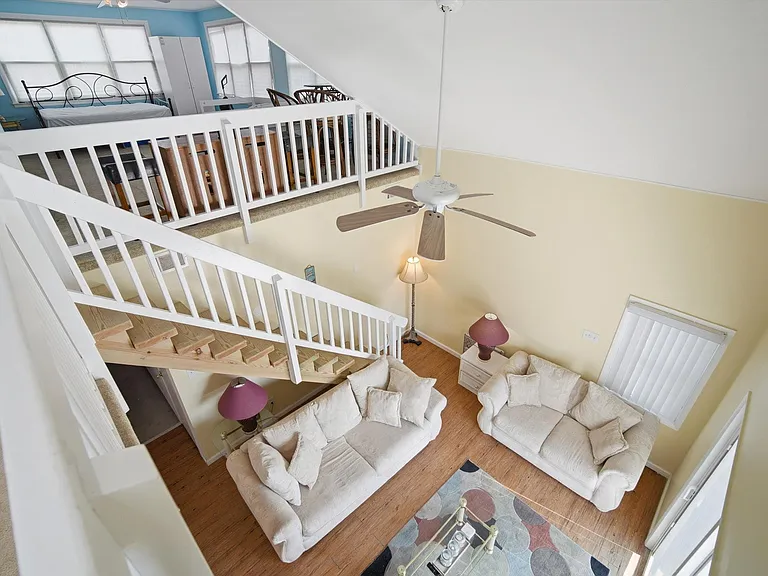 205 North St #10 — Photo 24