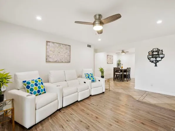 2550 White Oak Pl Unit 1, Escondido, CA 92027