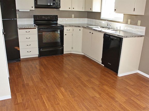 5th image of 22418 E Olympic Ave